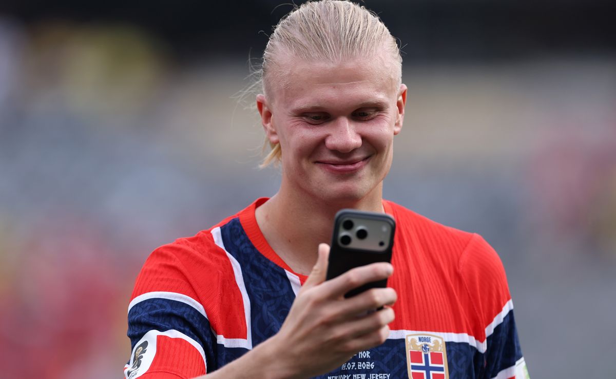 Erling Haaland sorprende con radical cambio de look y las reacciones se roban todas las miradas