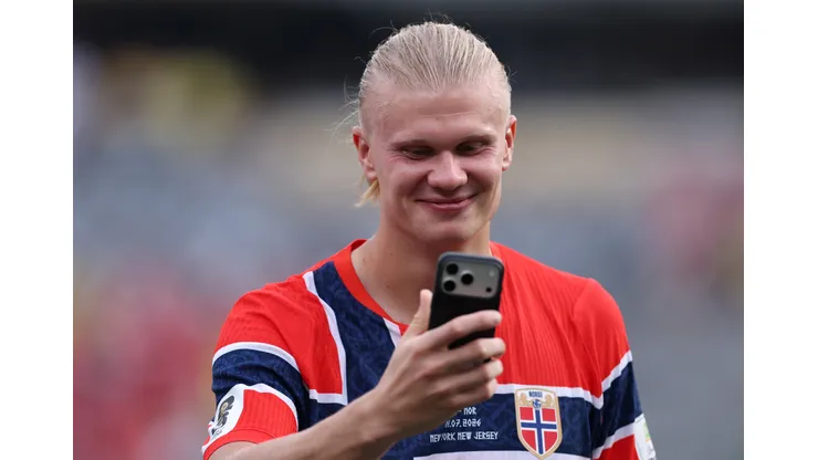Erling Haaland sorprende con radical cambio de look antes de la nueva temporada.