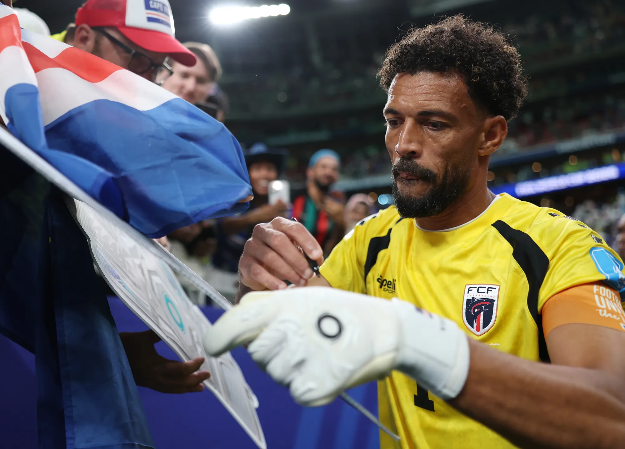 El reglamento del fútbol chileno no permitirá a Colo Colo ponerle Vozinha a la camiseta: Juvenal exige cambio por Josimar Jose Évora Dias y el bien del balompié criollo y planetario.