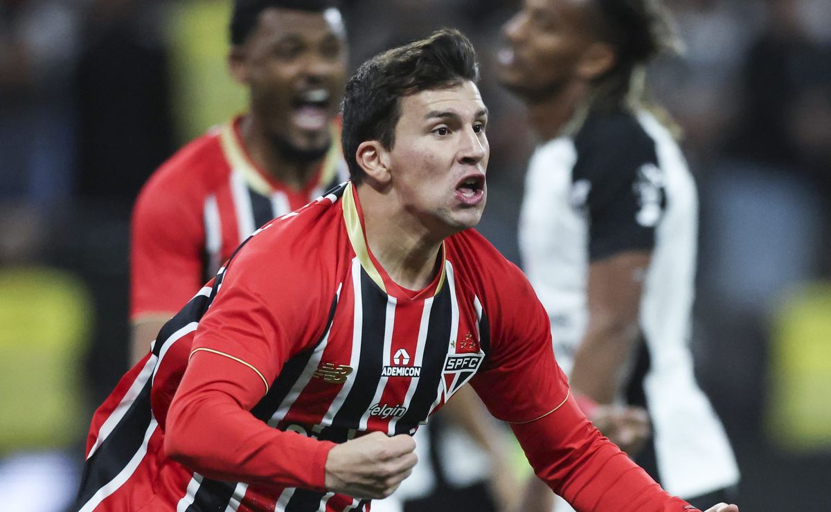 La condición que puso São Paulo para dejar salir a Gonzalo Tapia a la MLS