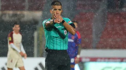Rodrigo Carvajal fue quien expulsó a Maxi Guerrero en la U.