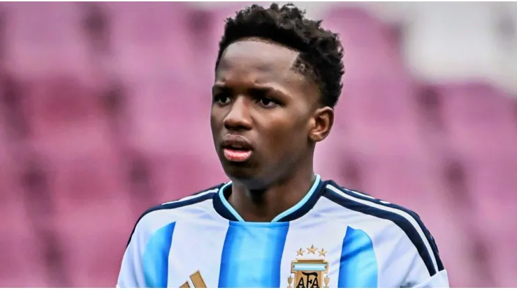 Stephen Kiki Ramos debutó en la Sub 17 de Argentina.