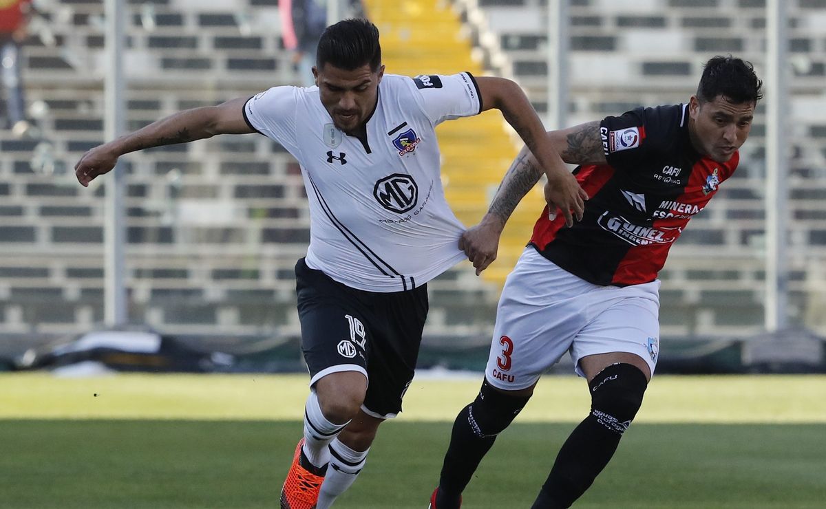 Fue multicampeón con Colo Colo, se retiró y ahora vuelve para jugar en el ascenso