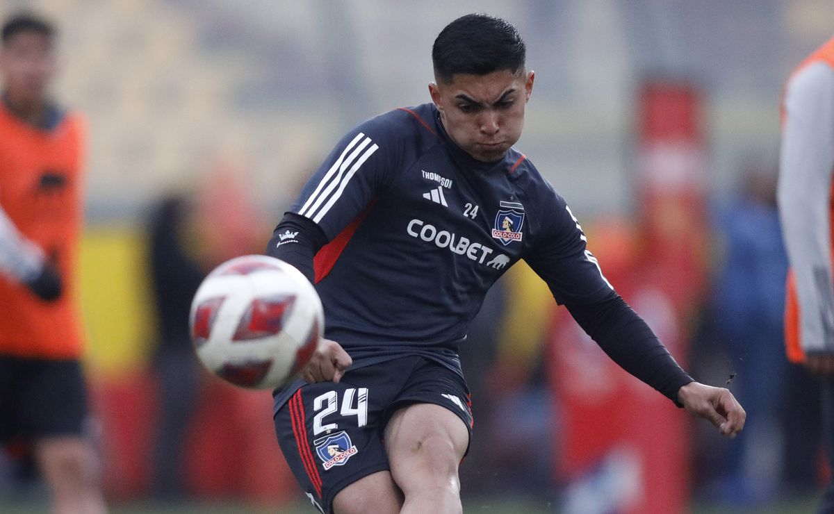 Formador de Jordhy Thompson en Colo Colo: “No tengo tanta fe en que haya cambiado”