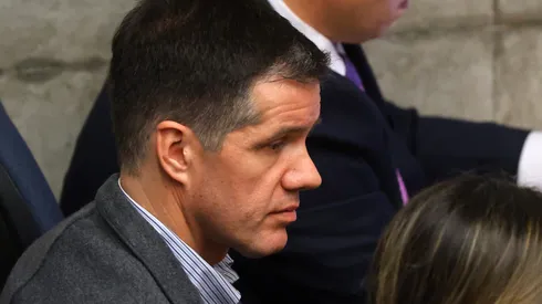 Michael Clark en plena formalización del caso Sartor.