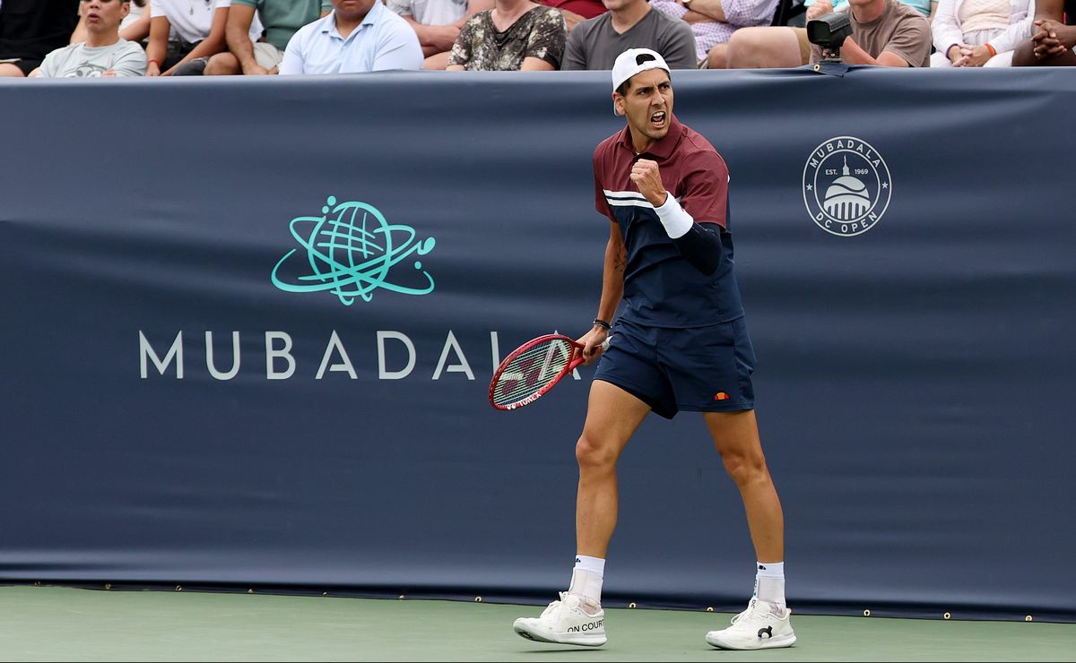 Alejandro Tabilo se mete en los cuartos de Washington y espera por un top ten