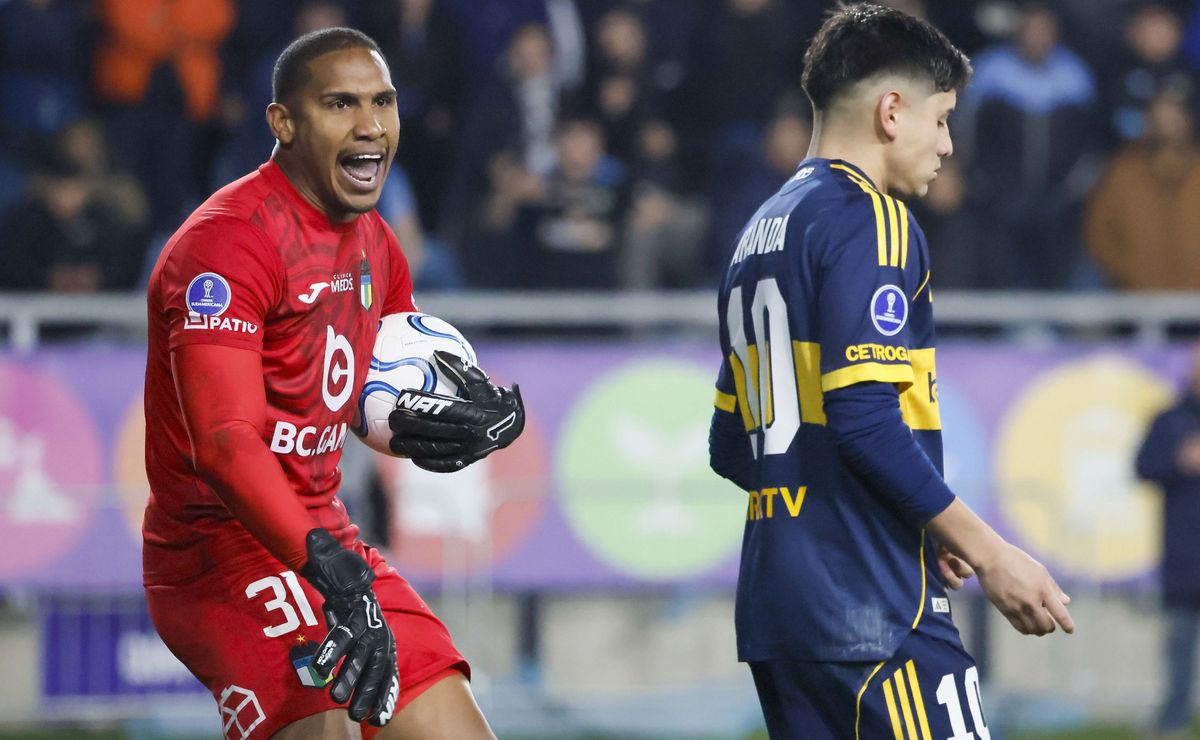 “Pendejo de mi…”: la reacción de Omar Carabalí sobre Tomás Aranda por cancherear en el penal