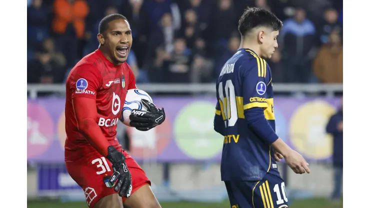 Carabalí le enrostró a Aranda la canchereada en el penal