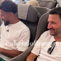 ¡Fin a los rumores! Vozinha viaja a Chile para cerrar su fichaje en Colo Colo