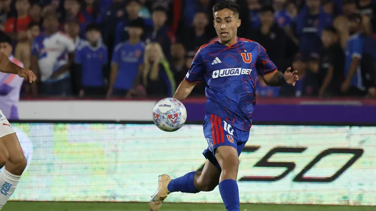 Lucas Assadi regresa a la oncena estelar de Universidad de Chile.