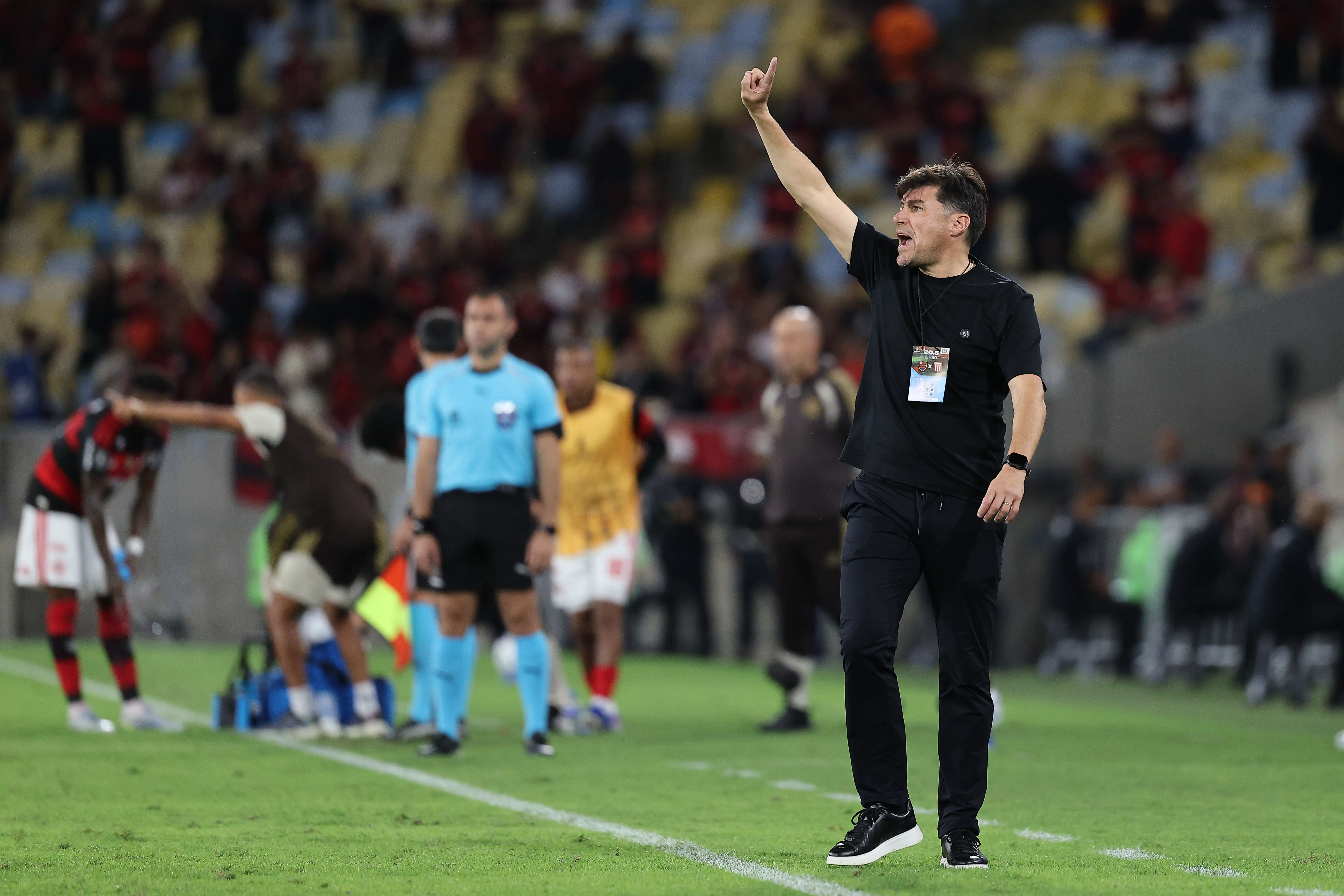 Alexander Medina sabe que pronto debe jugar vs la Católica en la Libertadores. (Wagner Meier/Getty Images).