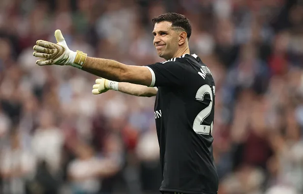 Emiliano Martínez seguiría en el Aston Villa – Getty