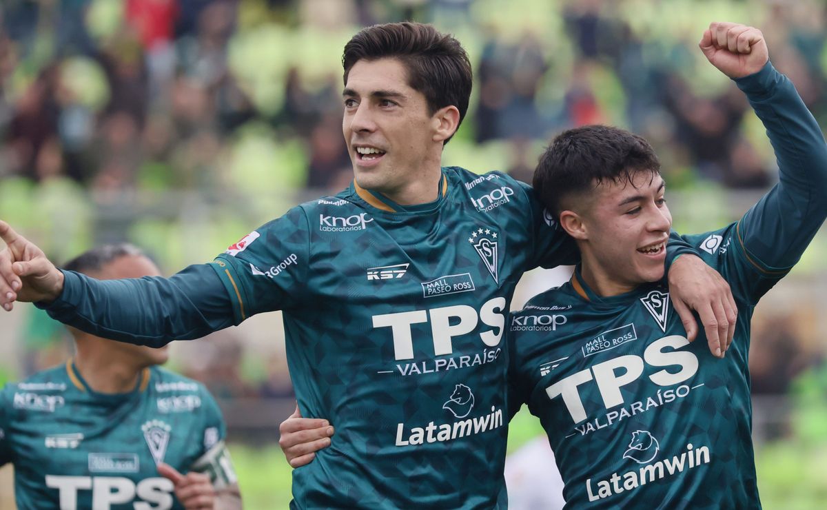 Figura de Wanderers revive aprendizaje con un ex U de Chile y Colo Colo tras un golazo: “Tuvimos alguna pelea para ver quién pateaba”