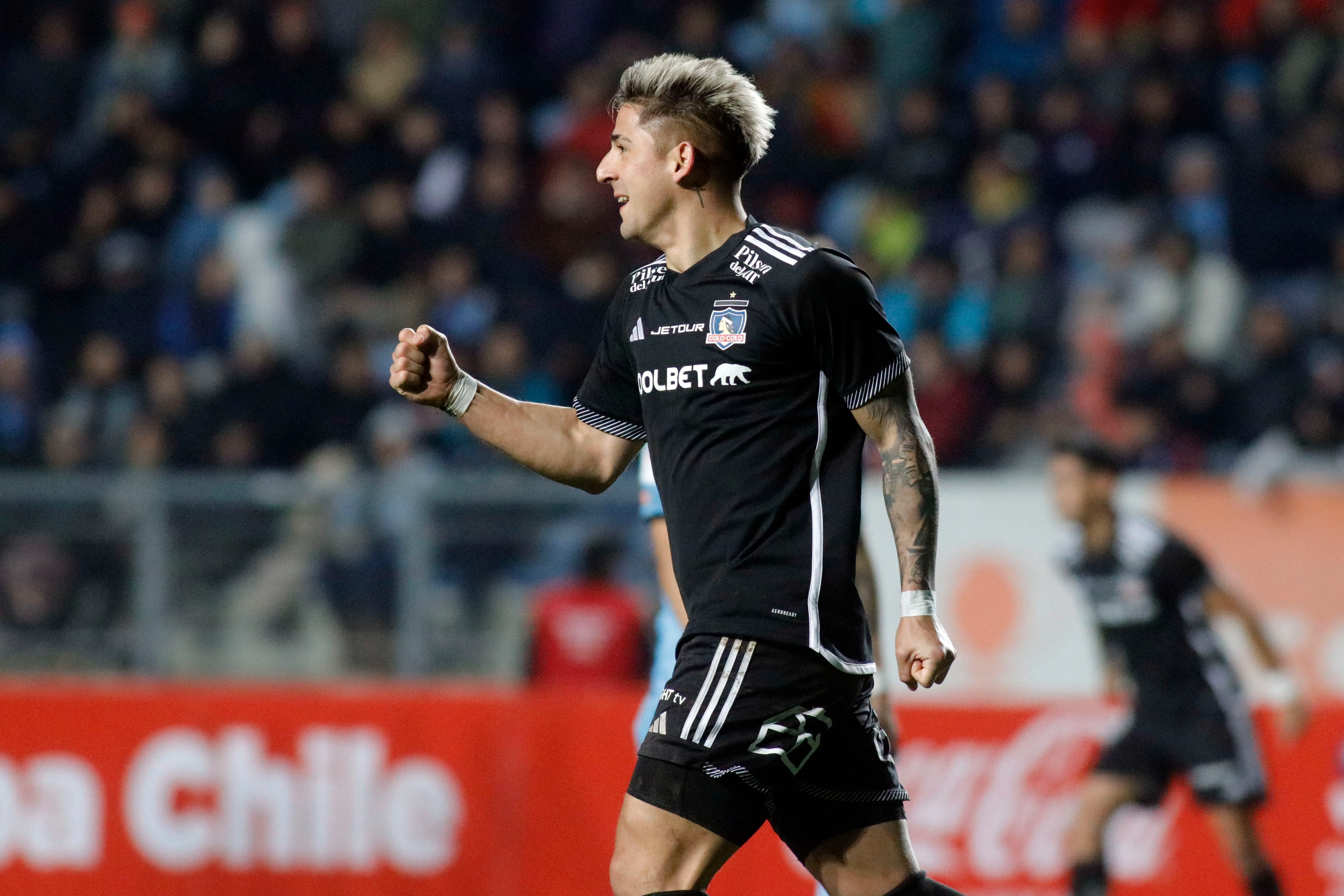 Guillermo Paiva en acción por el Cacique, donde anotó cinco goles y regaló cuatro asistencias. (Jorge Loyola/Photosport).