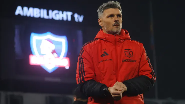 Fernando Ortiz permanecerá en Colo Colo por el título.