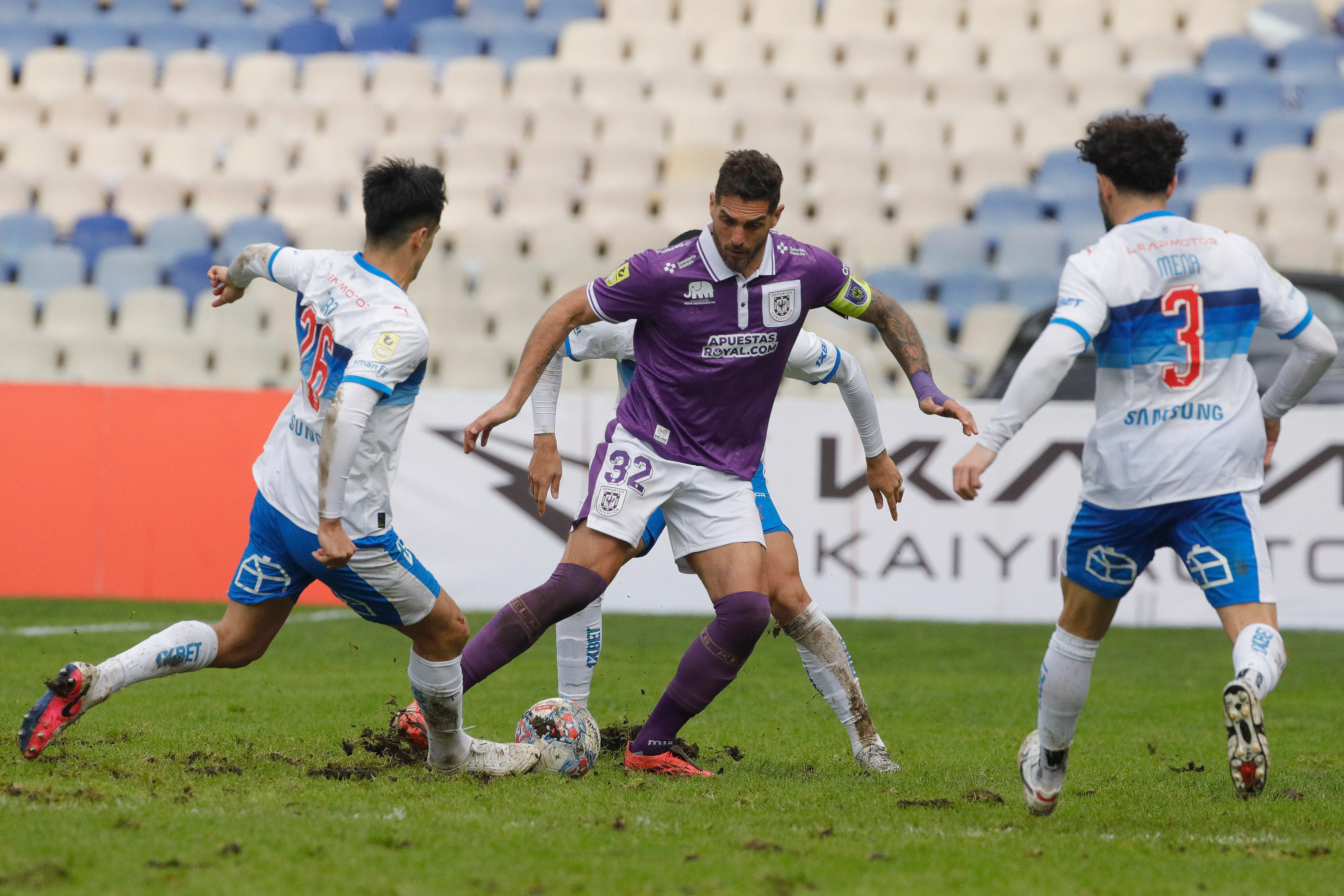 Joaquín Larrivey en la última victoria ante Universidad Católica. Foto: Marco Vazquez/Photosport