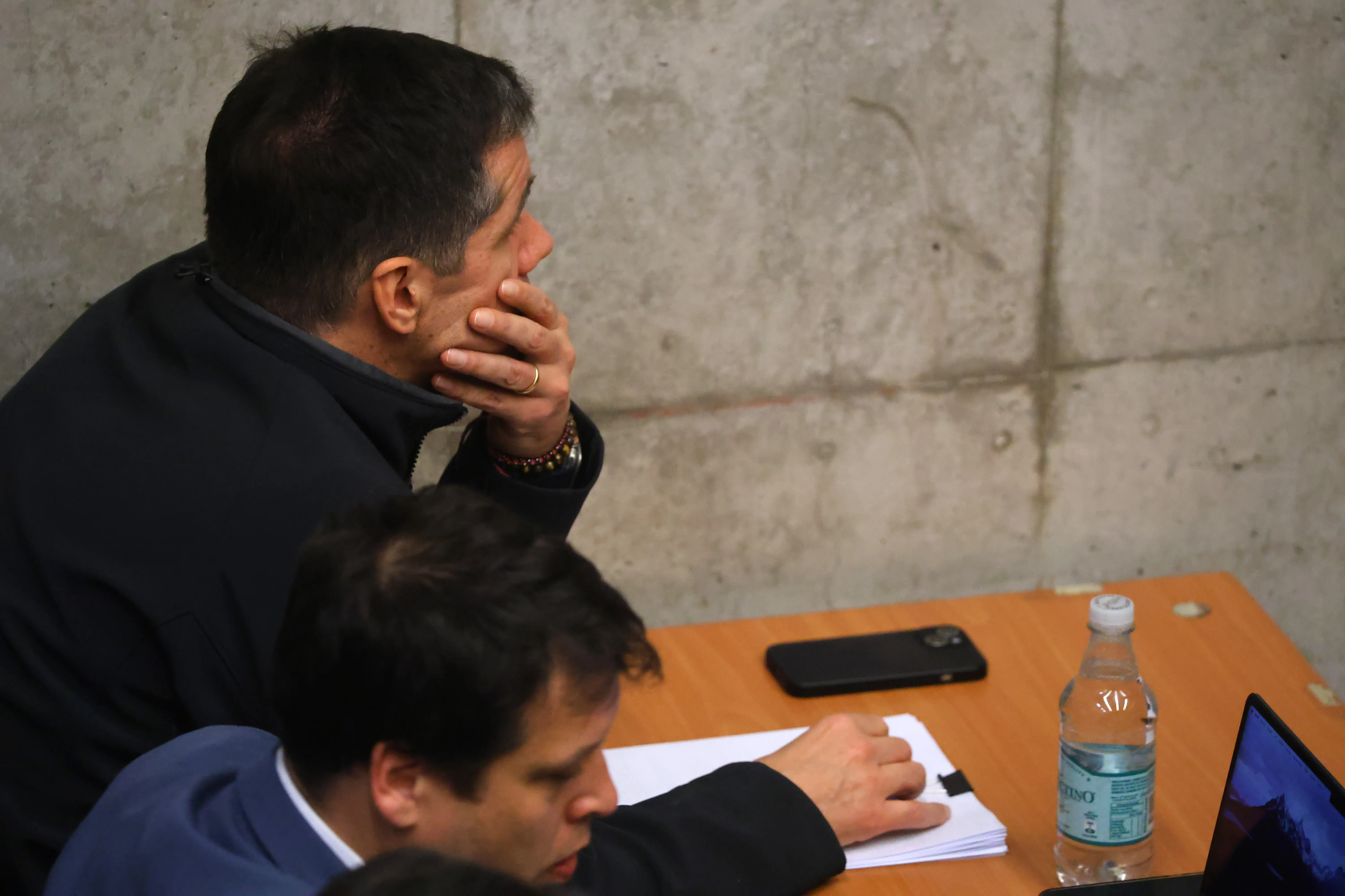Michael Clark en el 4to Juzgado de Garantía de Santiago por la audiencia de formalización por el caso Sartor. Foto: Jonnathan Oyarzun/Aton Chile