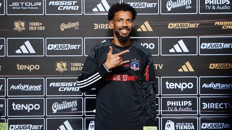 Vozinha es el nuevo arquero de Colo Colo.