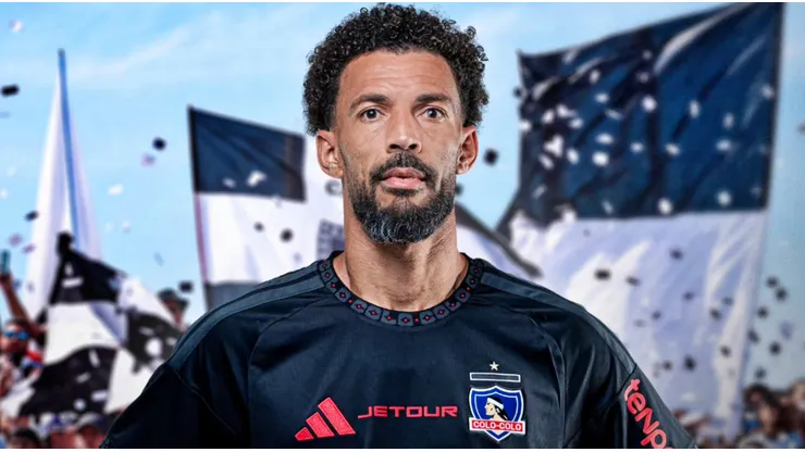 Colo Colo armó una fiesta para recibir a Vozinha a Monumental lleno.