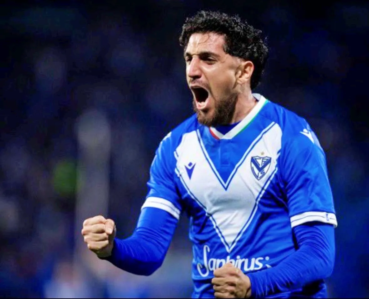 Diego Valdés es la gran obsesión de Fernando Ortiz para Colo Colo en este mercado. | Foto: Archivo.