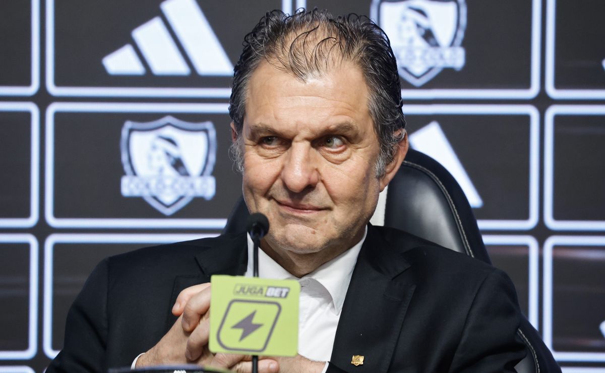 Aníbal Mosa habla de la posible llegada de Iván Román a Colo Colo: “Cuando tengamos novedades, diremos”