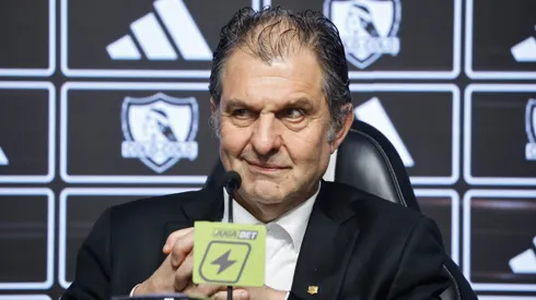 Aníbal Mosa piensa en los fichajes de Colo Colo.