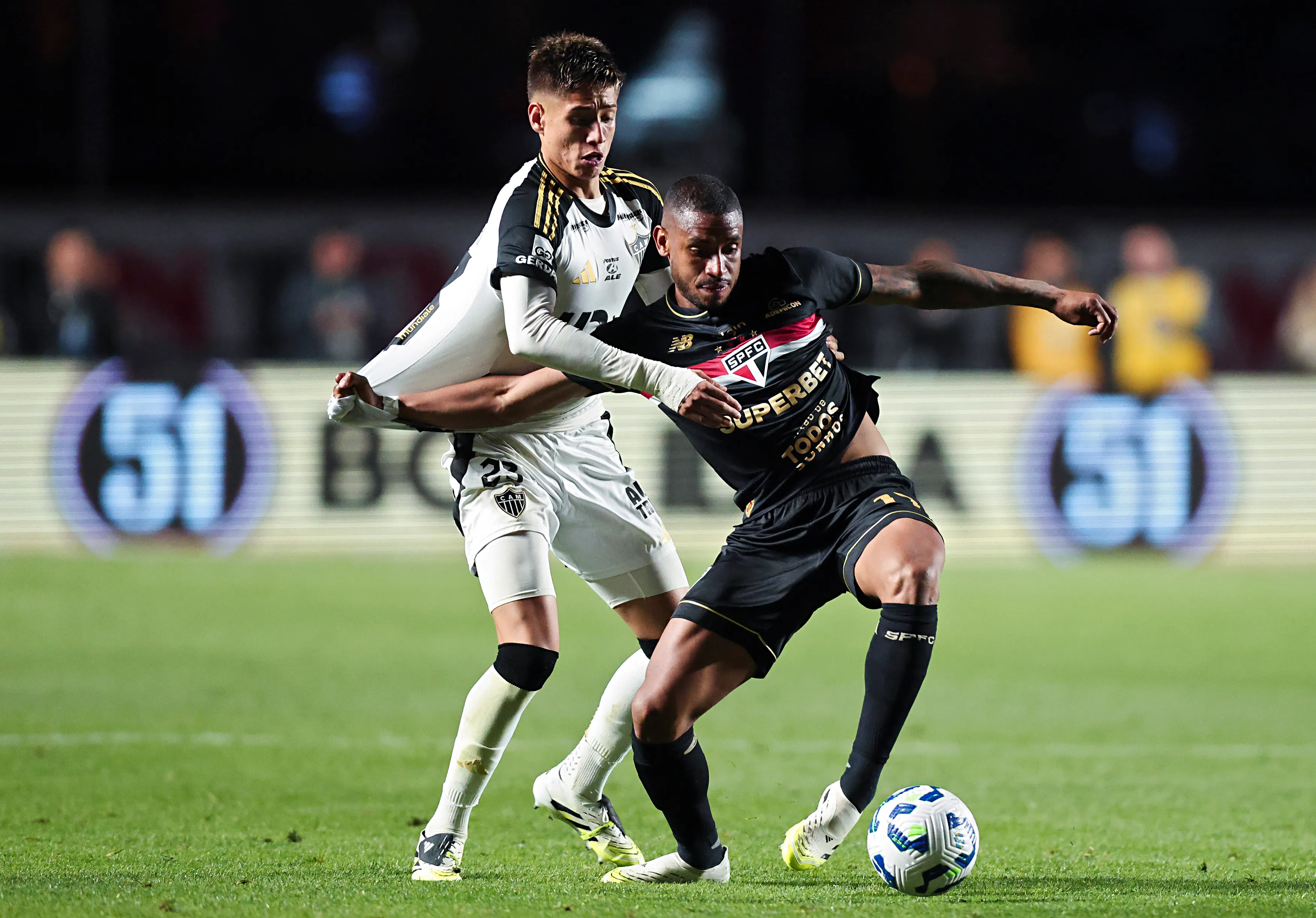 Iván Román no goza de continuidad en Atlético Mineiro. (Photo by Alexandre Schneider/Getty Images)