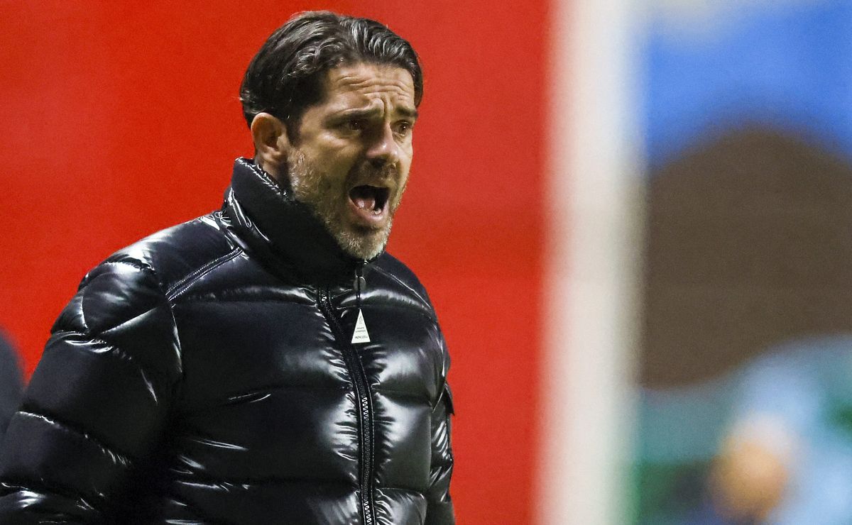 Gago frena en seco las expectativas por Tobías Reinhart, refuerzo de la U de Chile: “Tenemos que adaptarlo, viene de Europa”