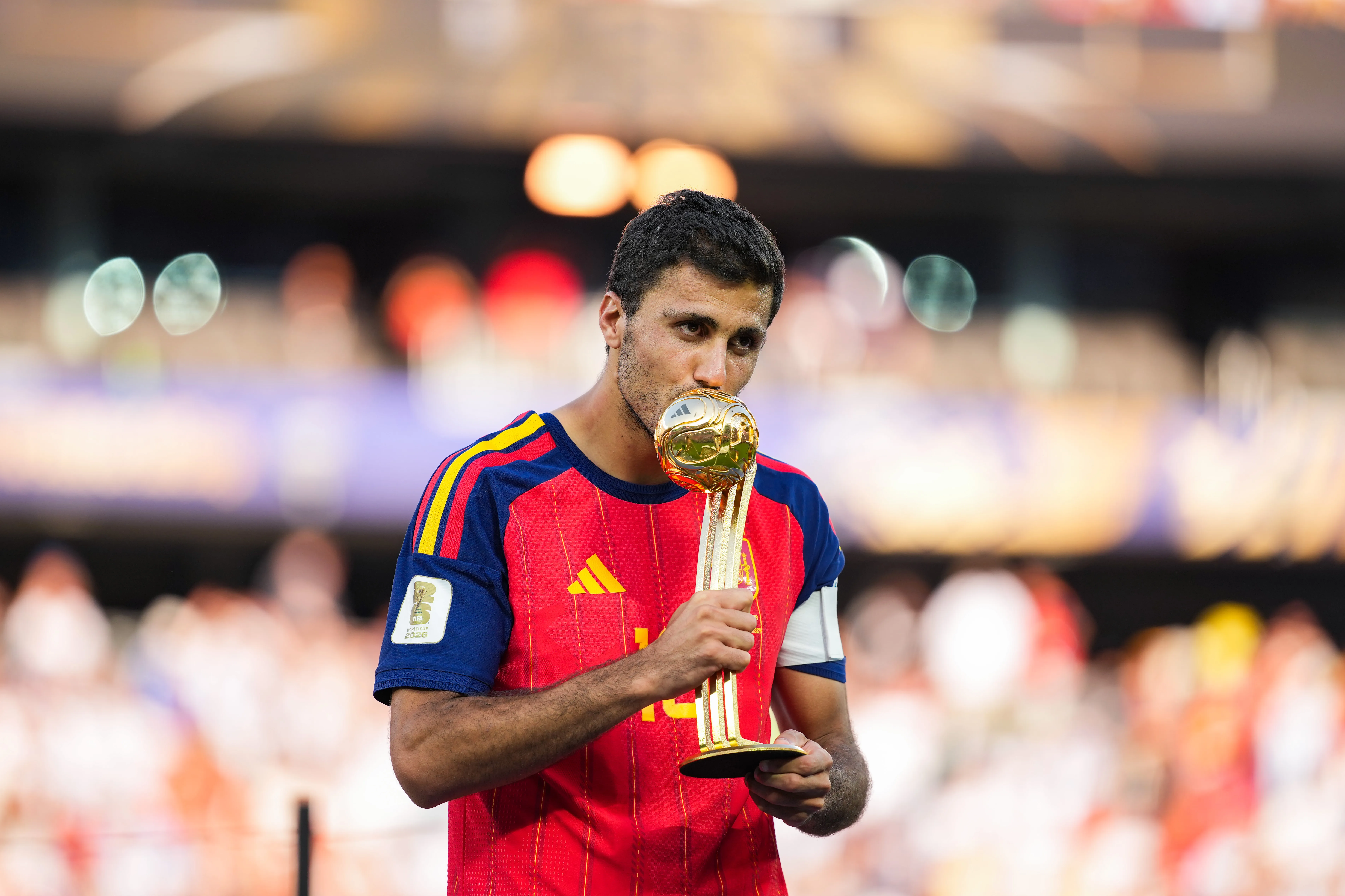 Rodri levantó la Copa del Mundo con España. Imagen: Getty