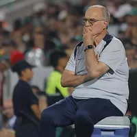 Uruguay oficializa a la leyenda que reemplaza a Marcelo Bielsa