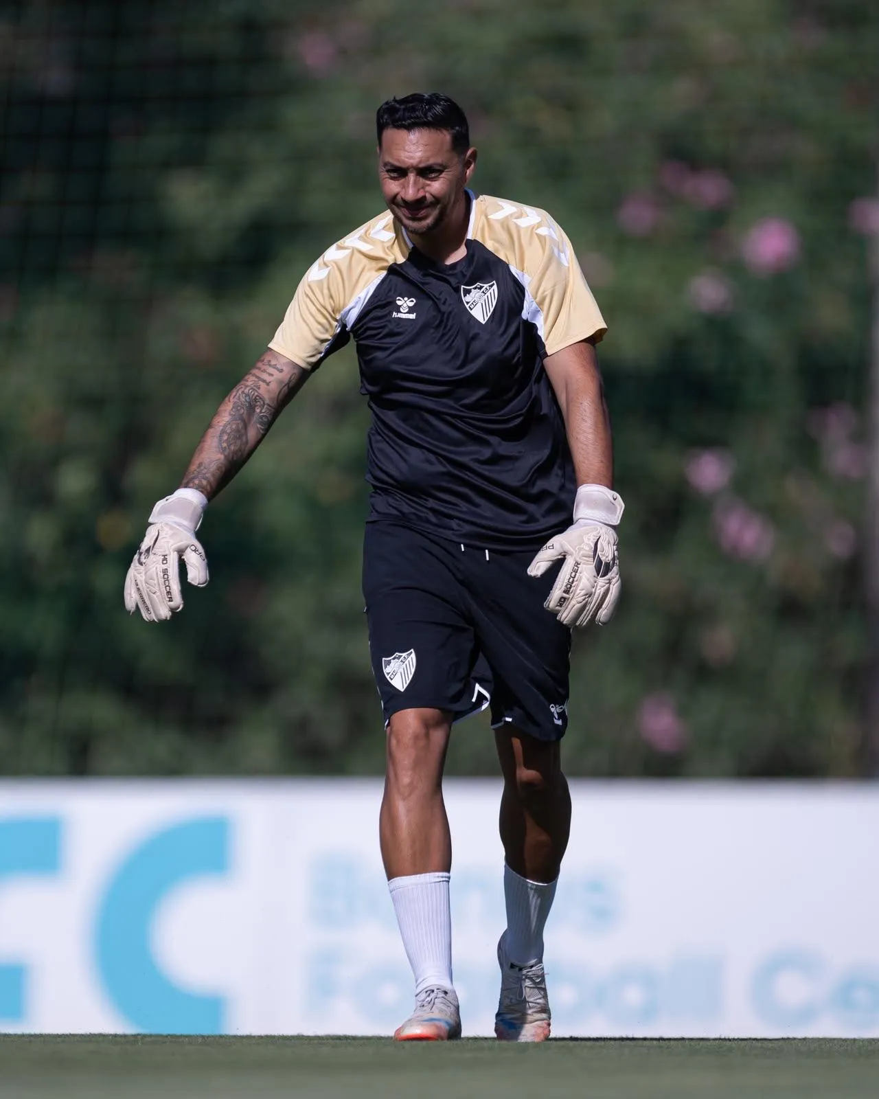 César Lagos en plena práctica del filial de Málaga CF, Atlético Malagueño. (Foto: Cedida).