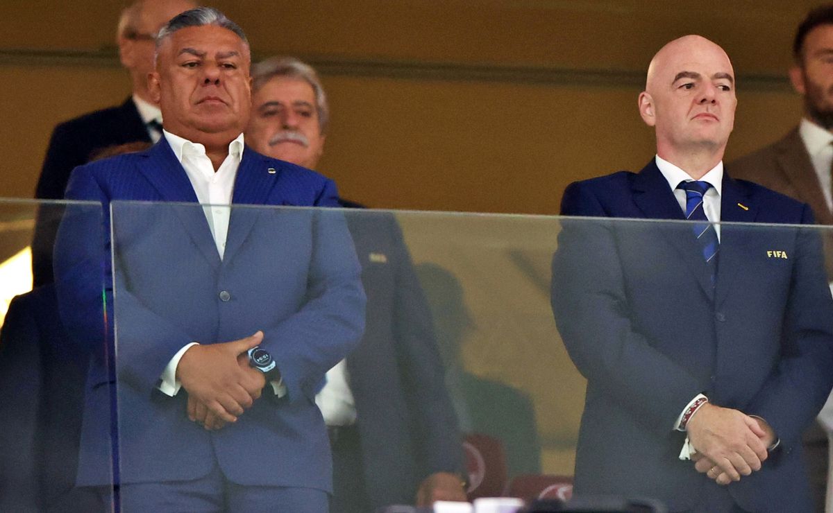 Argentina y Chiqui Tapia respaldan a Infantino por crisis en FIFA: “Querido presidente”