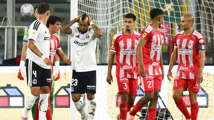 Colo Colo visita a La Calera.