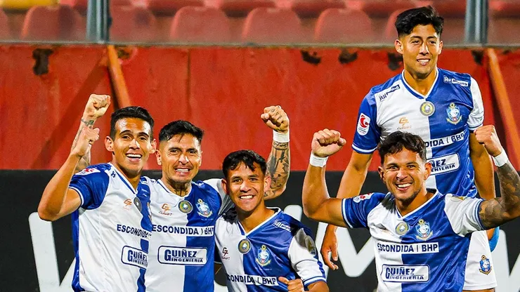 Antofagasta goleó por 3-0 a Unión Española en Santa Laura