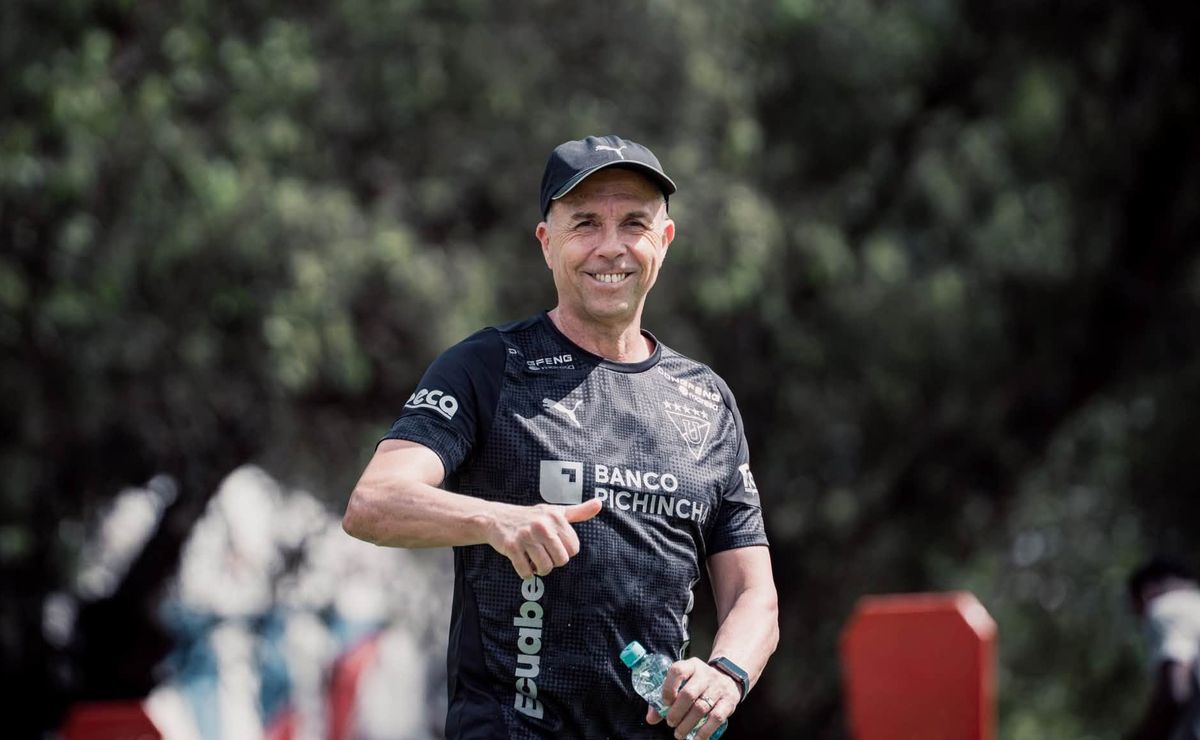 Mercado de fichajes: Gustavo Álvarez quiere “robarle” a figura a la U para Liga de Quito