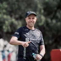 Álvarez hace sufrir a la U y quiere robarle a una de sus grandes figuras