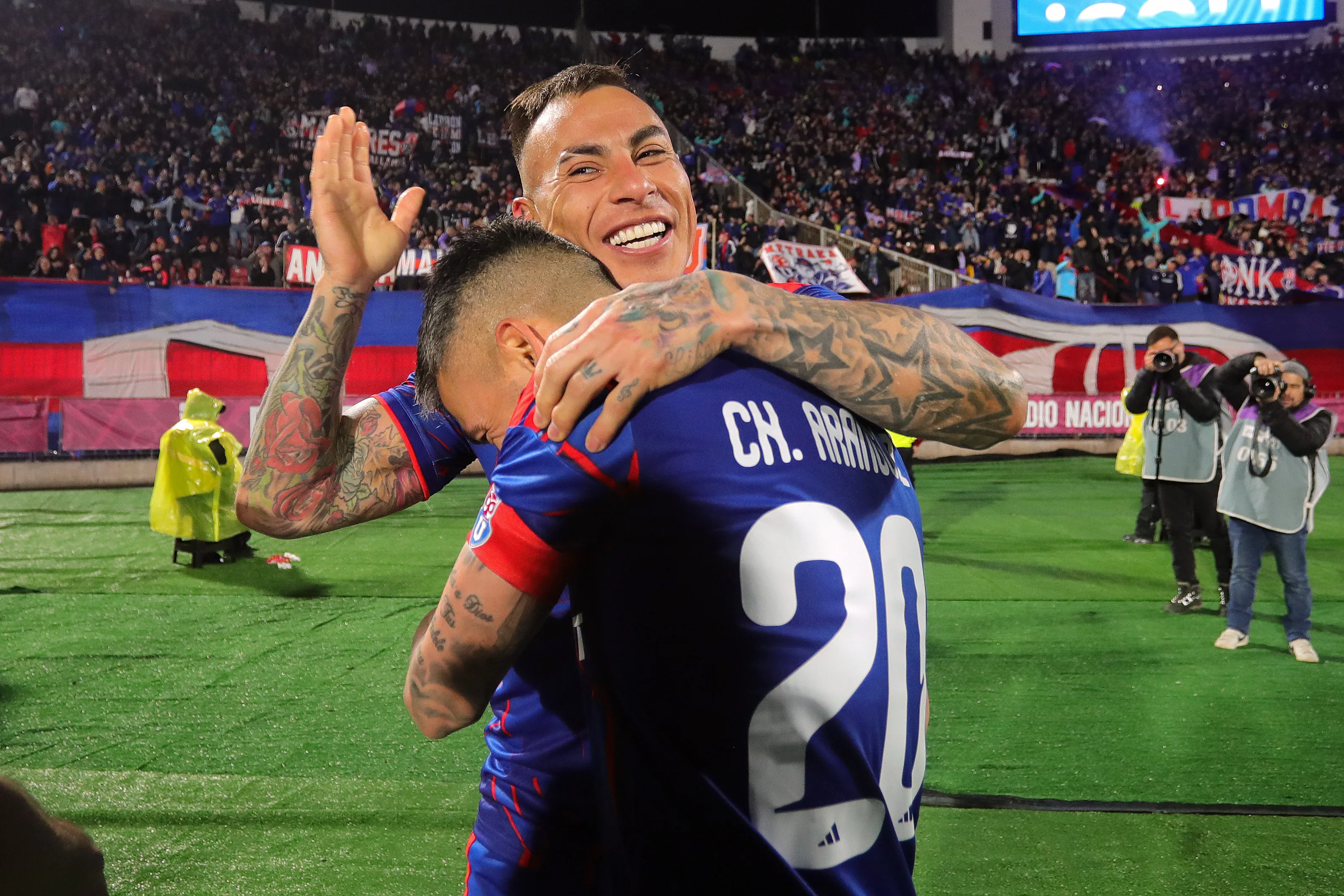 El goleador Eduardo Vargas regresa en la U tras una fecha fuera de la citación. Foto: Felipe Zanca/Photosport