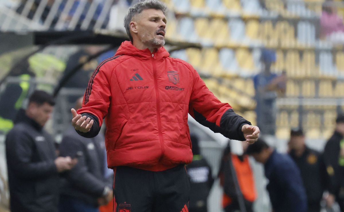 Con un cambio por lesión: Colo Colo mueve la formación para enfrentar a Unión La Calera
