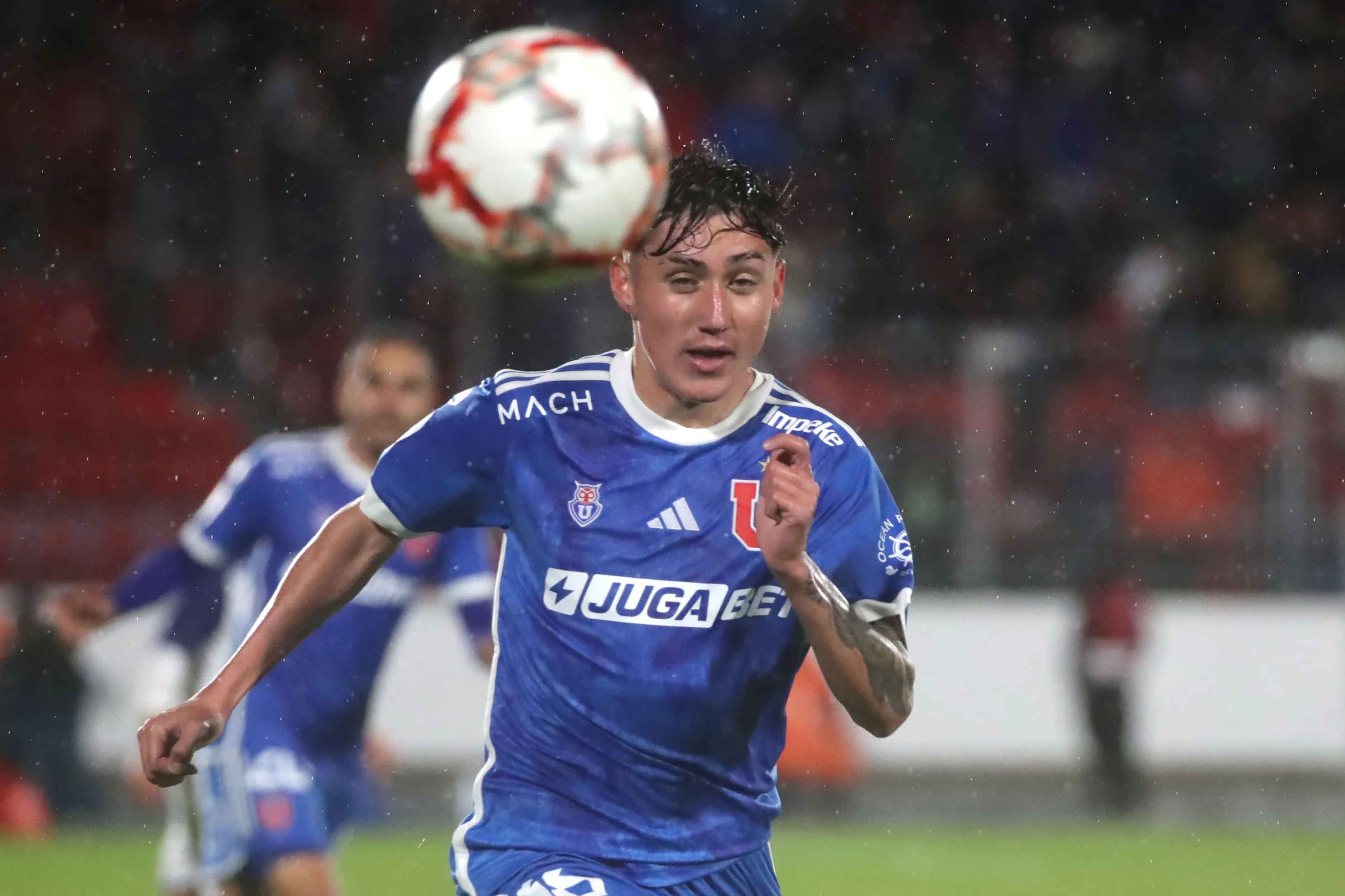 Salvador Negrete es jugador de la U que está a préstamo en Puerto Montt. Foto: Jonnathan Oyarzun/Photosport