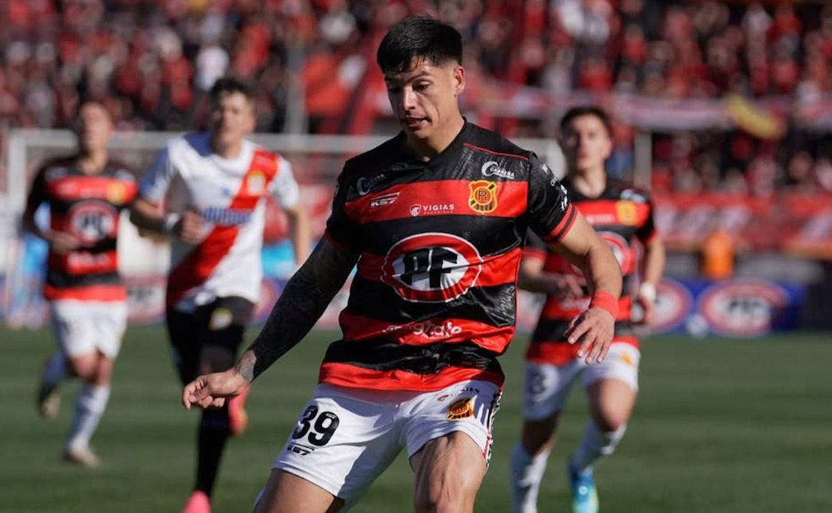 Rangers deja escapar triunfo ante Curicó y se complica con el descenso: así quedó la tabla de la Primera B
