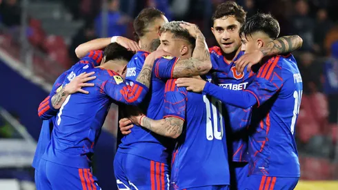 U de Chile sigue como escolta de Colo Colo en Liga de Primera.