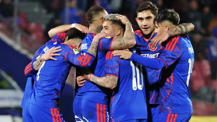 U de Chile sigue como escolta de Colo Colo en Liga de Primera.