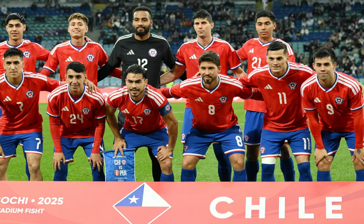 Argentino considera dirigir a Chile tras sonar en la selección Argentino considera dirigir a Chile tras sonar en la selección