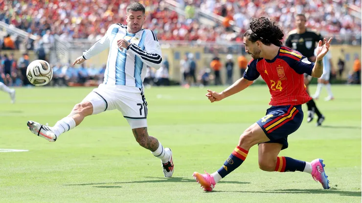 Cucurella lucirá nuevos botines en el Real Madrid