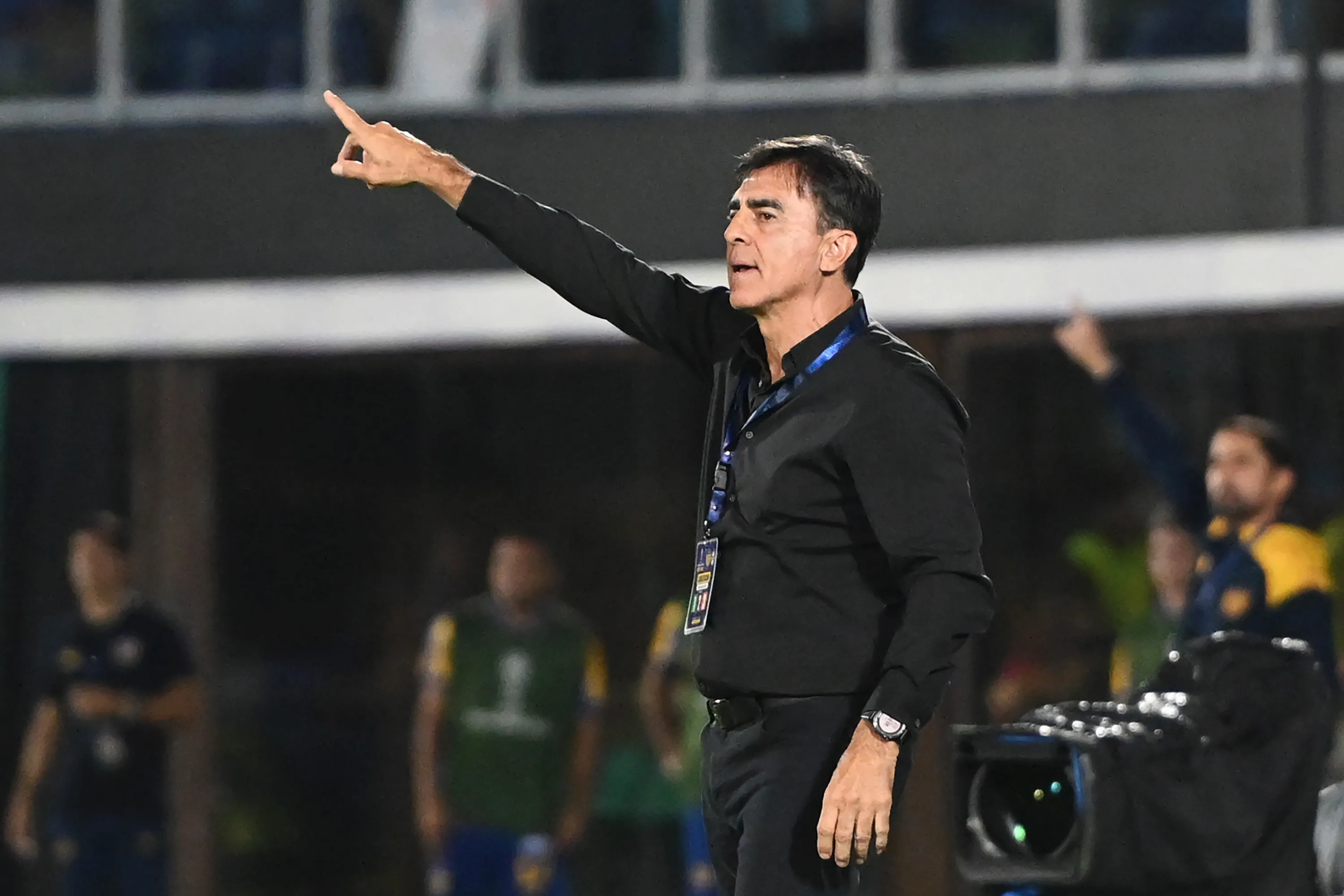 Gustavo Quinteros no ha podido sacar el mejor nivel de Independiente en el inicio del Torneo Clausura. (Christian Alvarenga/Getty Images).