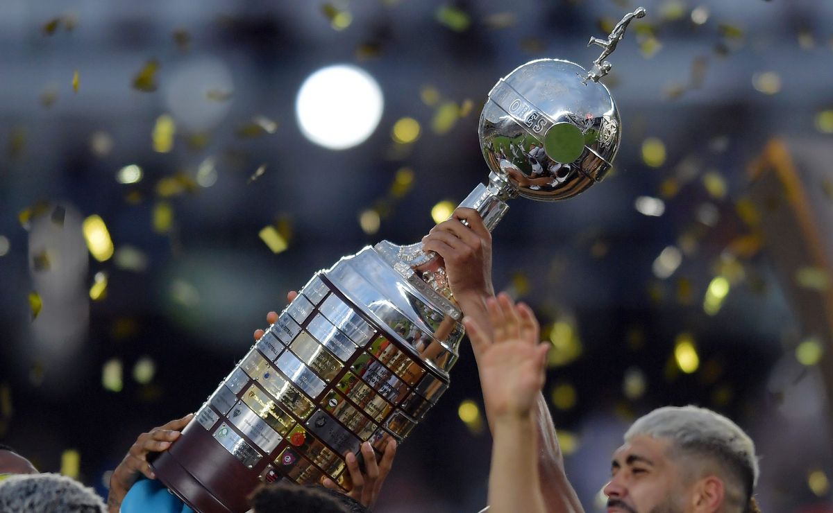 ¿U. Católica o Coquimbo? El partido de Copa Libertadores que dará Chilevisión esta semana