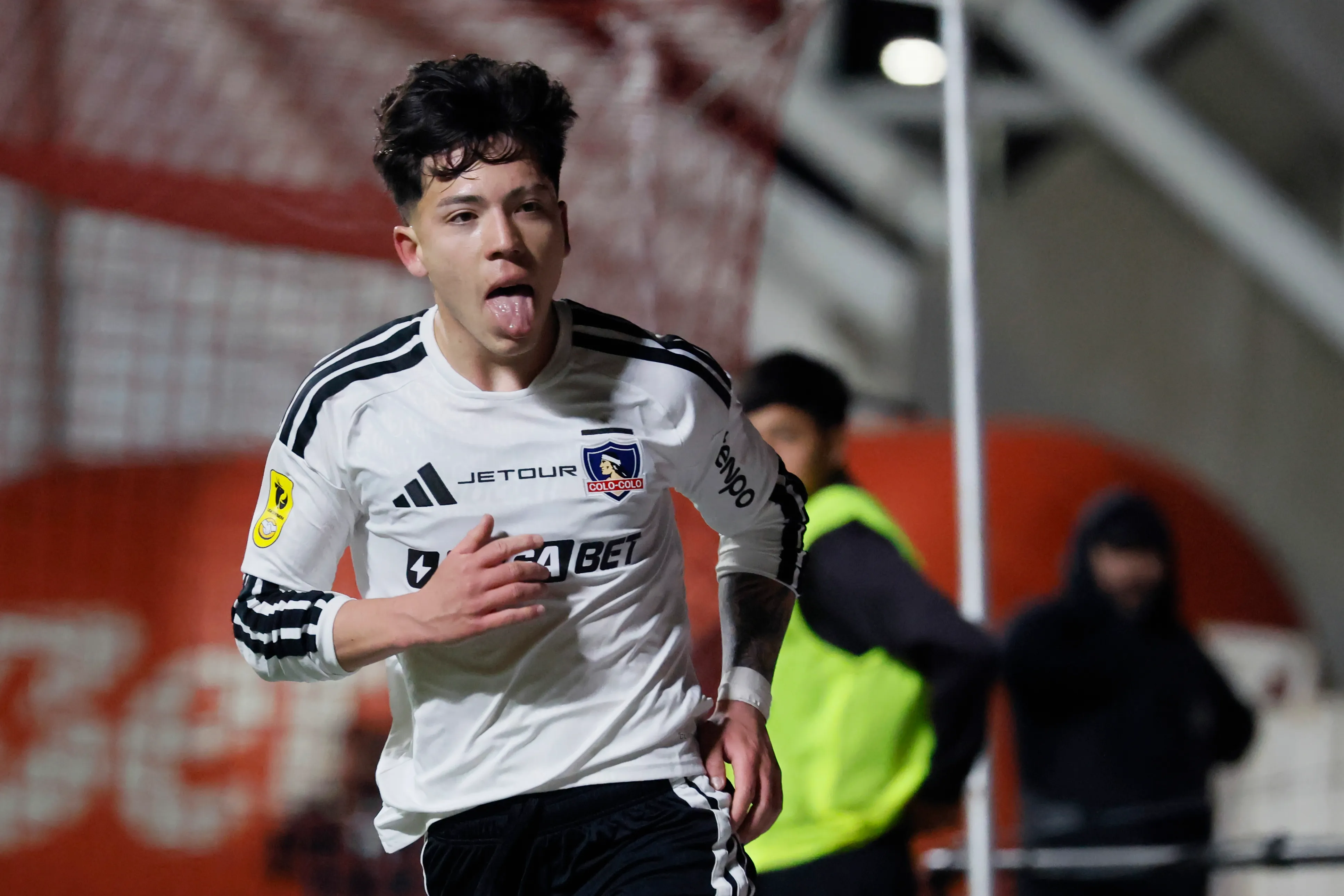 Leandro Hernández se consolida en Colo Colo