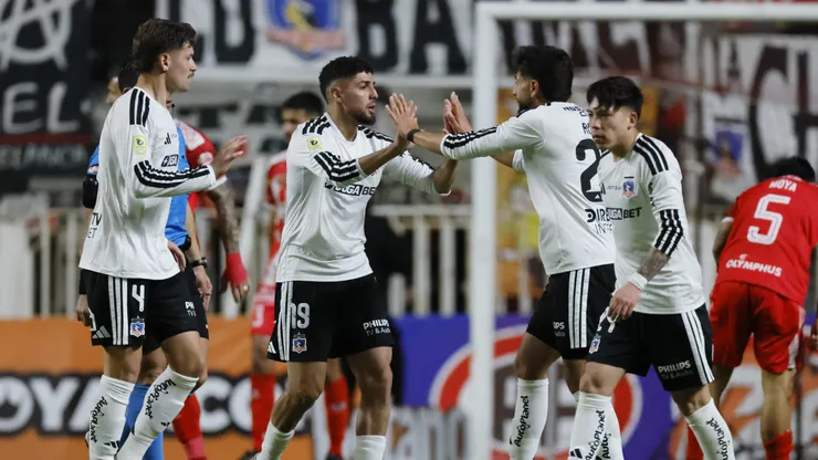 Jeyson Rojas sigue sumando elogios por su buen momento en Colo Colo