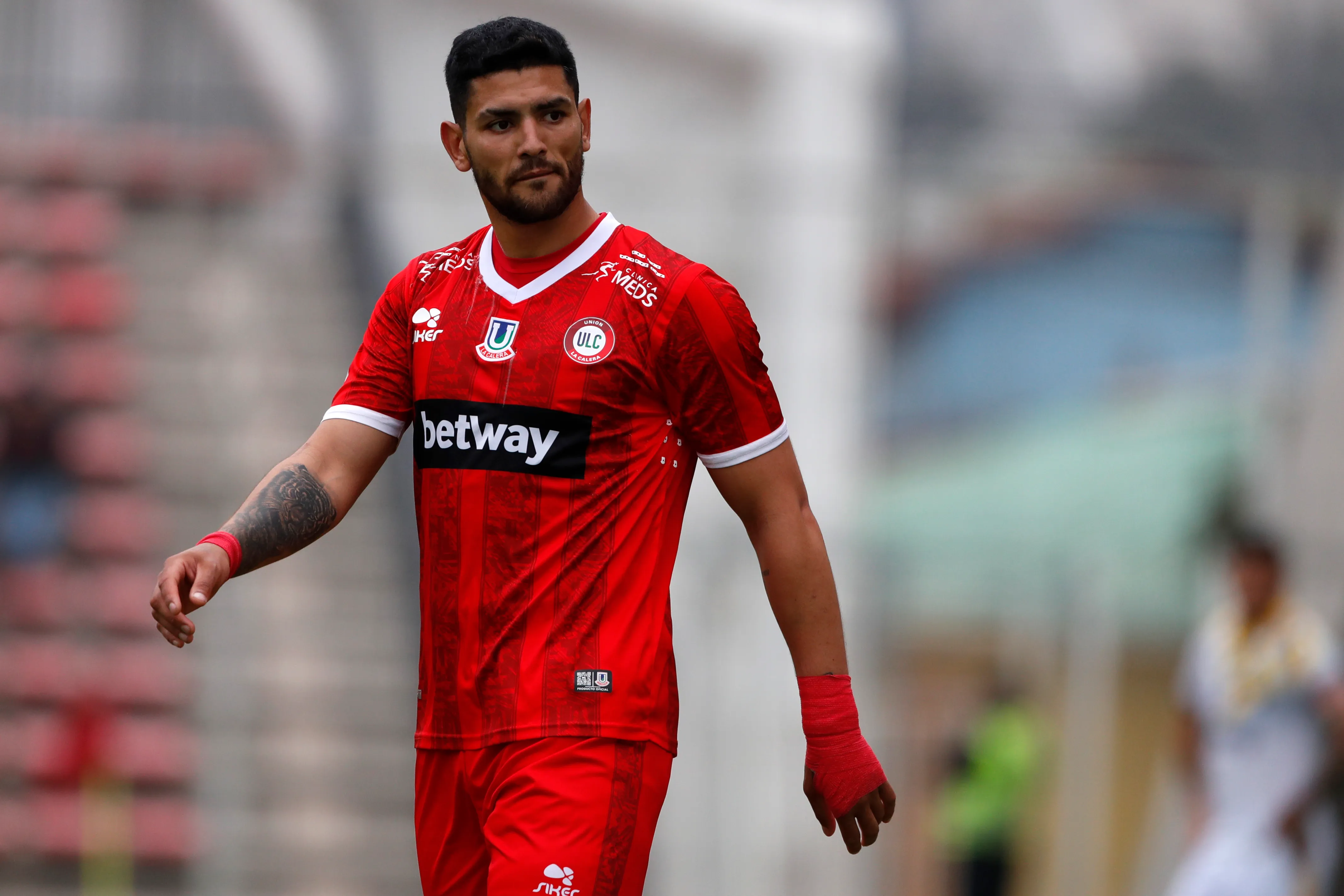 Lucas Passerini cuando militaba en Unión La Calera, donde anotó 19 goles y regaló 10 asistencias en 49 partidos. (Andrés Piña/Photosport).