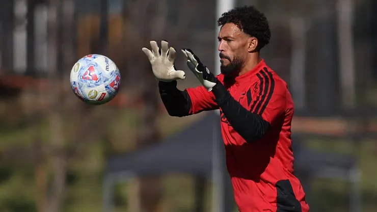 Vozinha tiene un día intenso en Colo Colo.